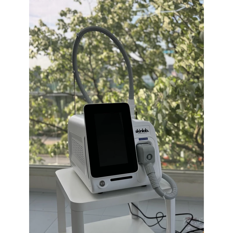 ELYRA' Q-kapcsolt ND:YAG lézergép - kép 5